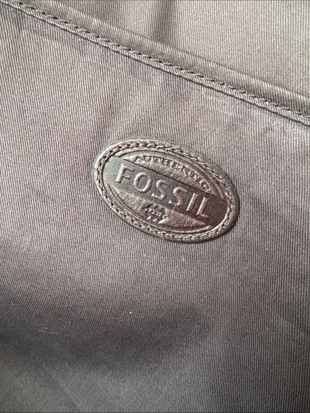 Fossil Vintage Brown Cow Hide Leather Briefcase with Dark Brown Trim